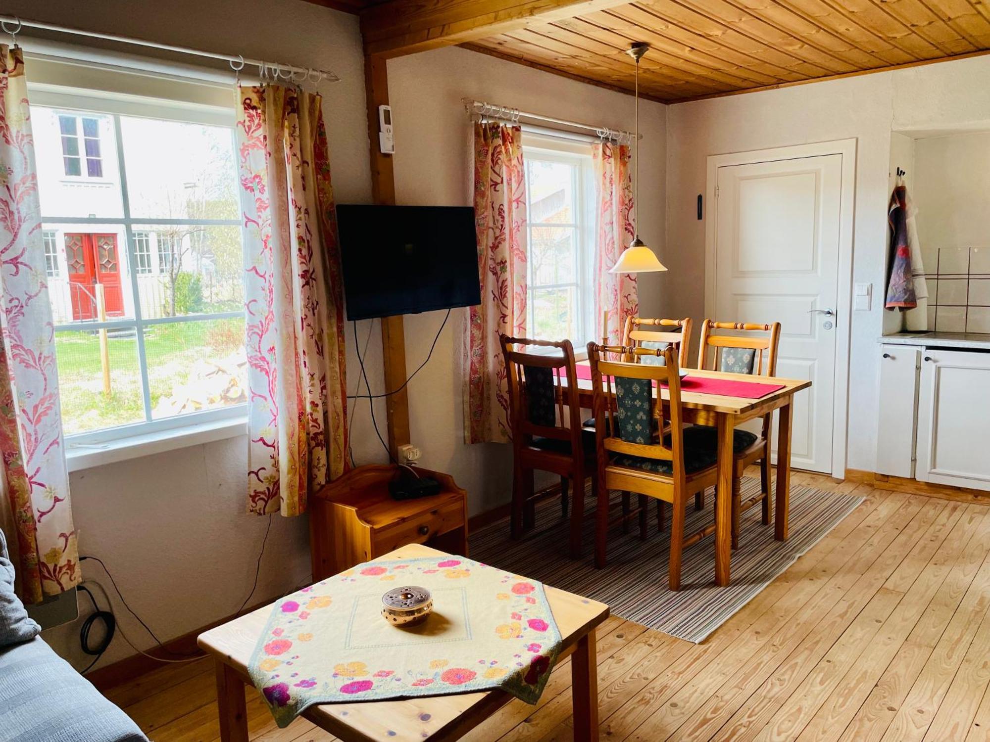 Dals Långed Viken - Cottage By Dalslands Canal מראה חיצוני תמונה